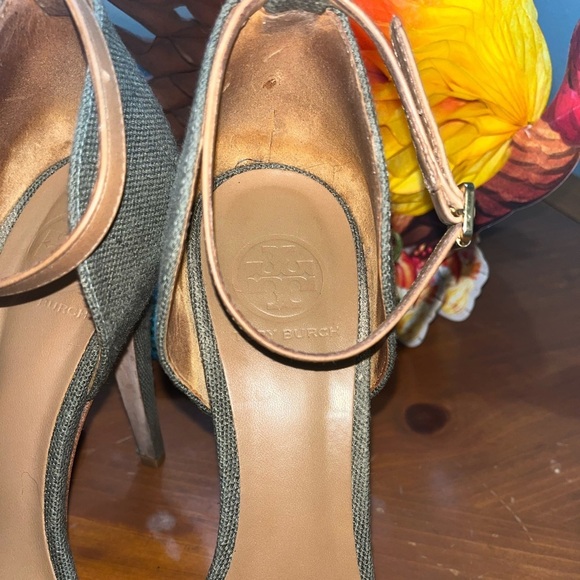 Tory Burch ‘Amina’ High Heel Sandals In Olive, Size US 10M, No Box - Picture 7 of 16